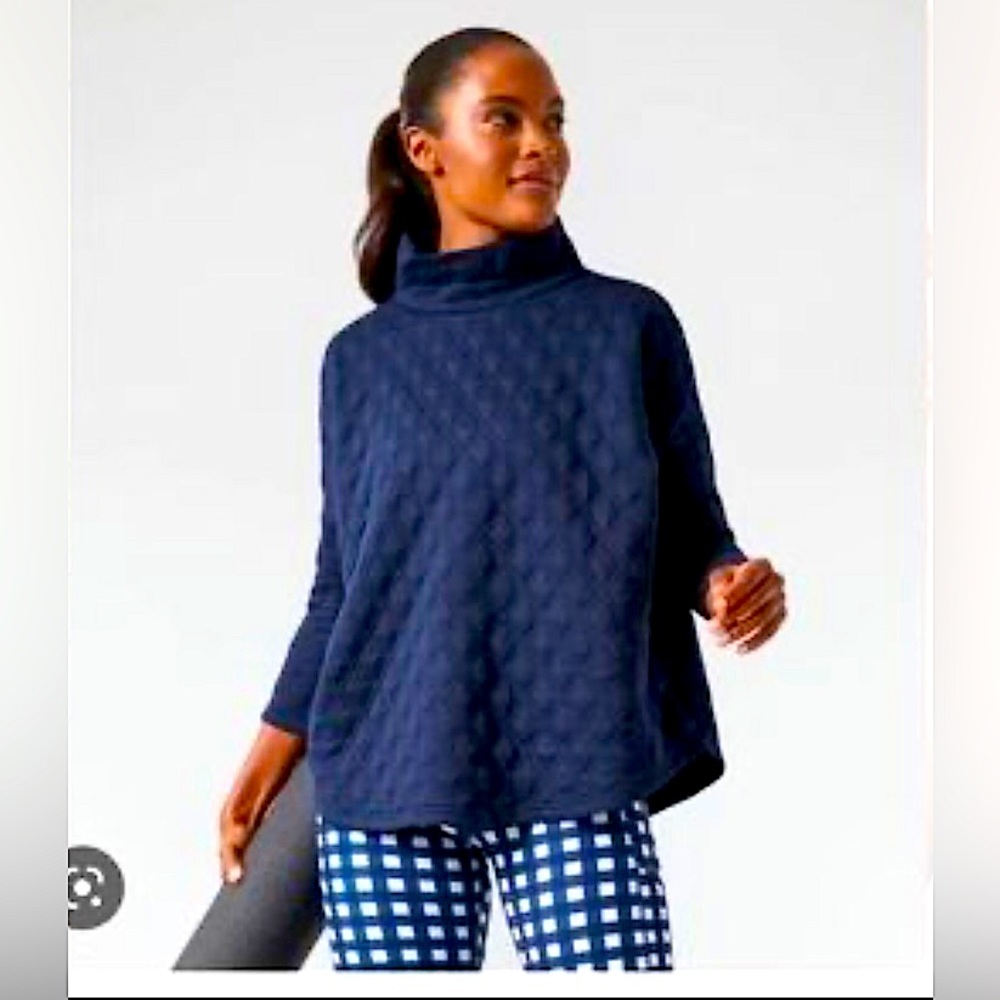 Tuckernuck Navy Quilted Funnel Top - NWT
